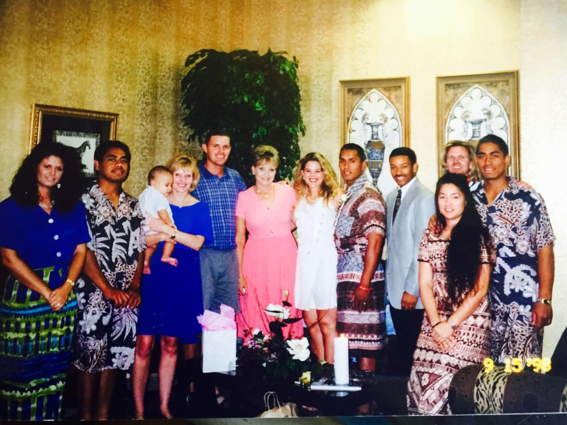 Extended family group photo from September 1999